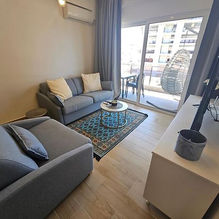 Jusal Sea View Apartment Sarandë Eksteriør billede
