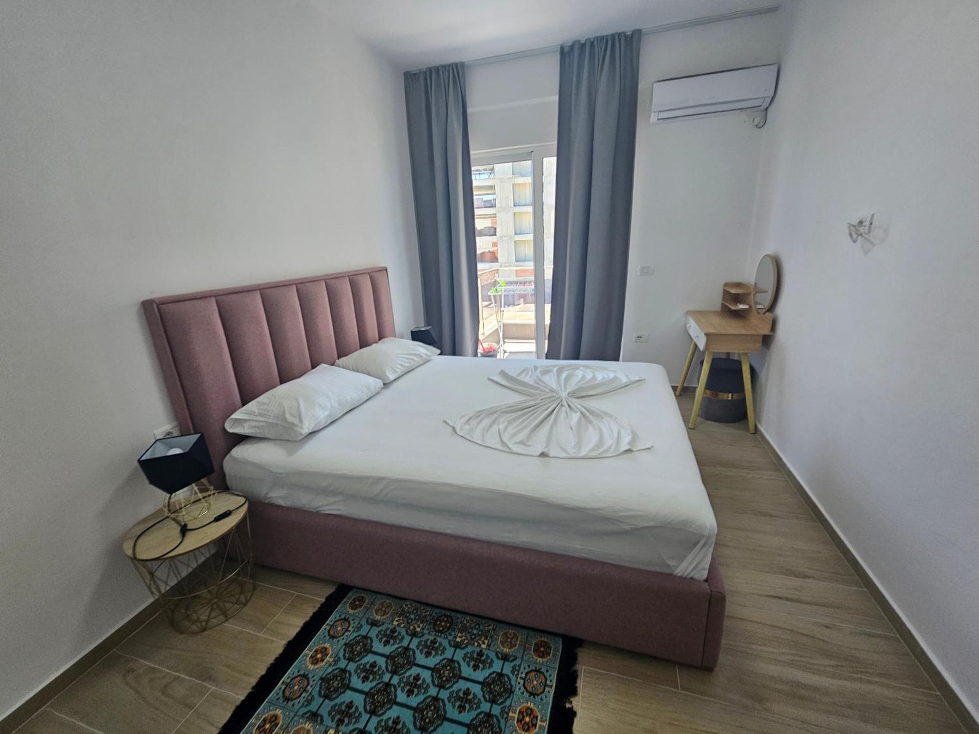 Jusal Sea View Apartment Sarandë Eksteriør billede